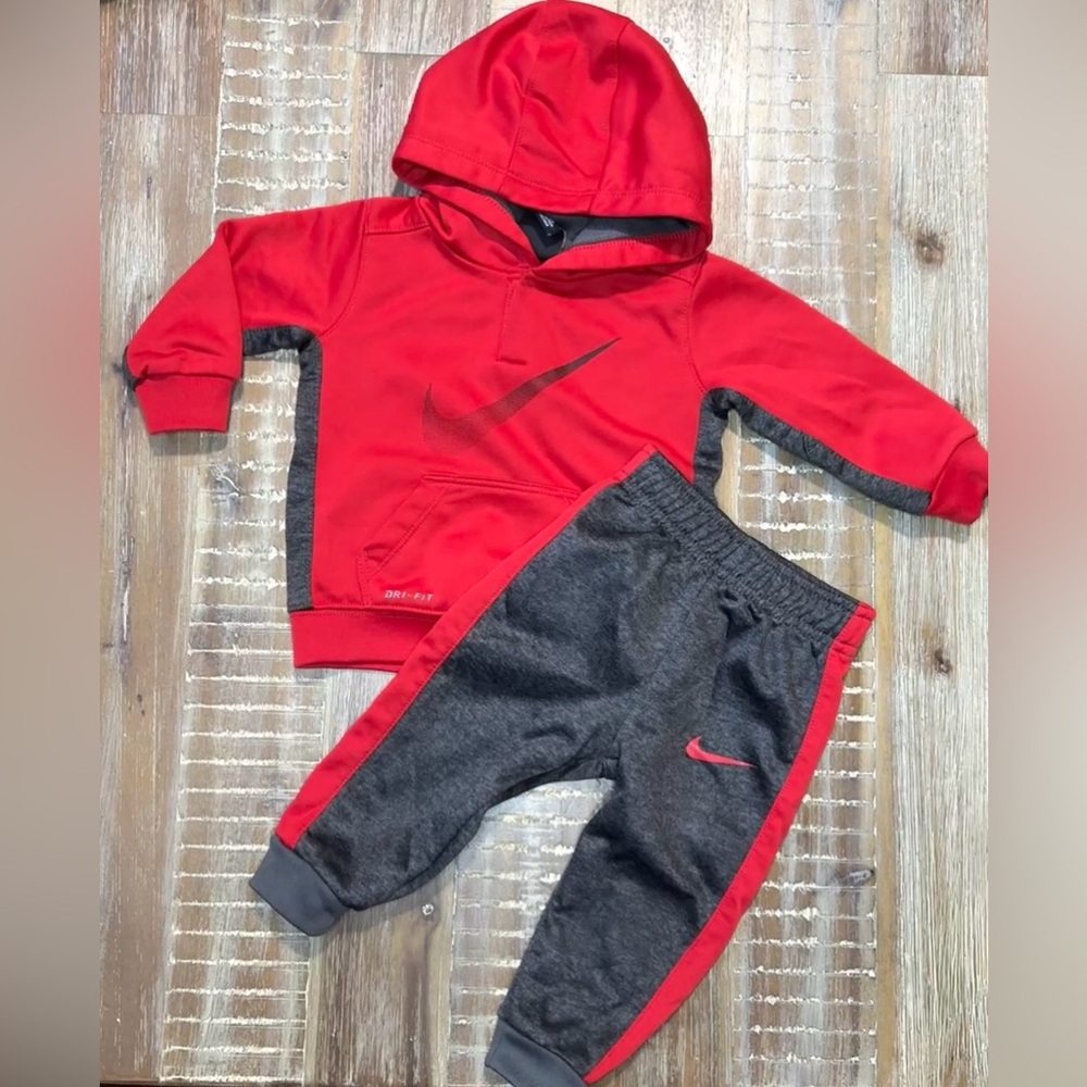 Nike Baby Therma fleece Hoodie and Joggers Red and Gray Tracksuit 12m